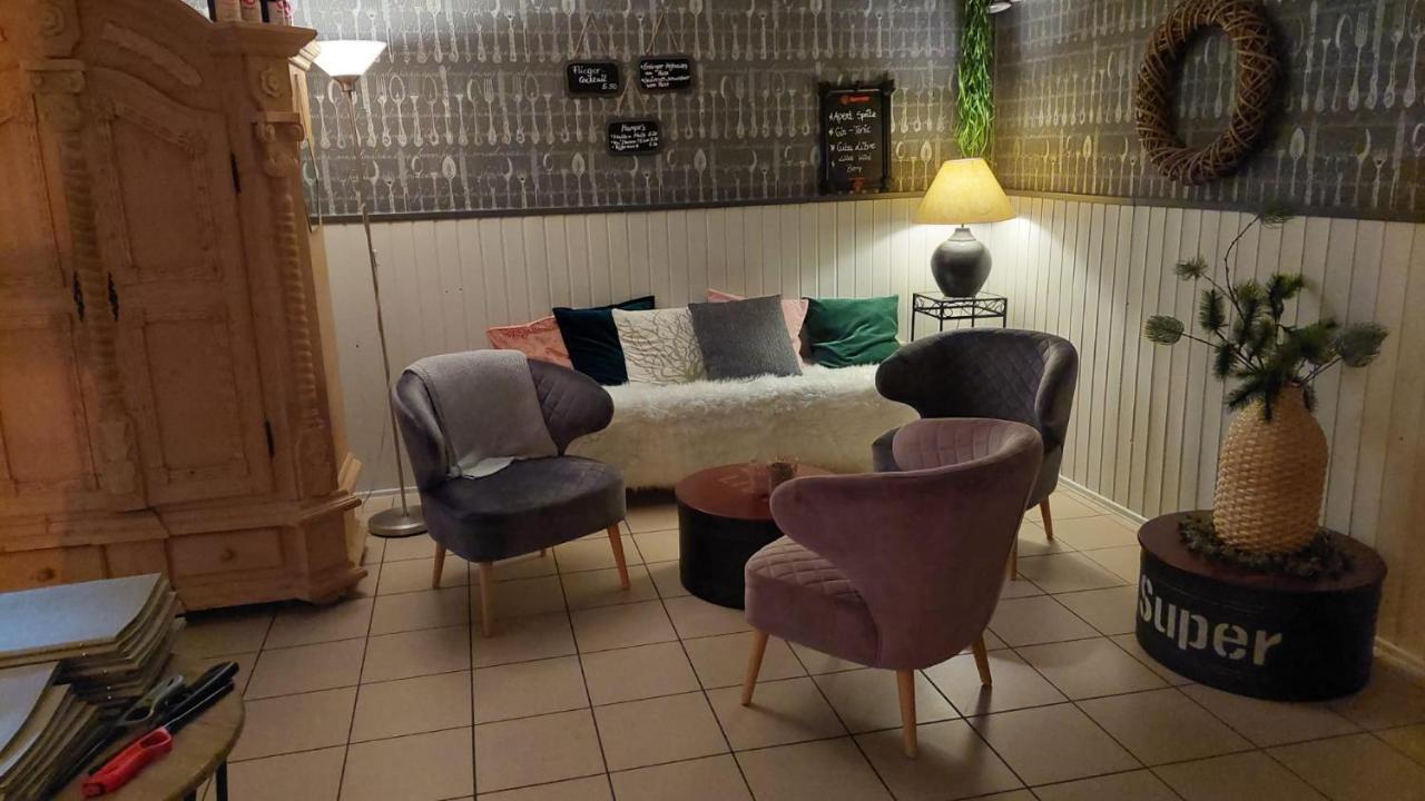 Hotel Fuchsbau Jueterbog Экстерьер фото